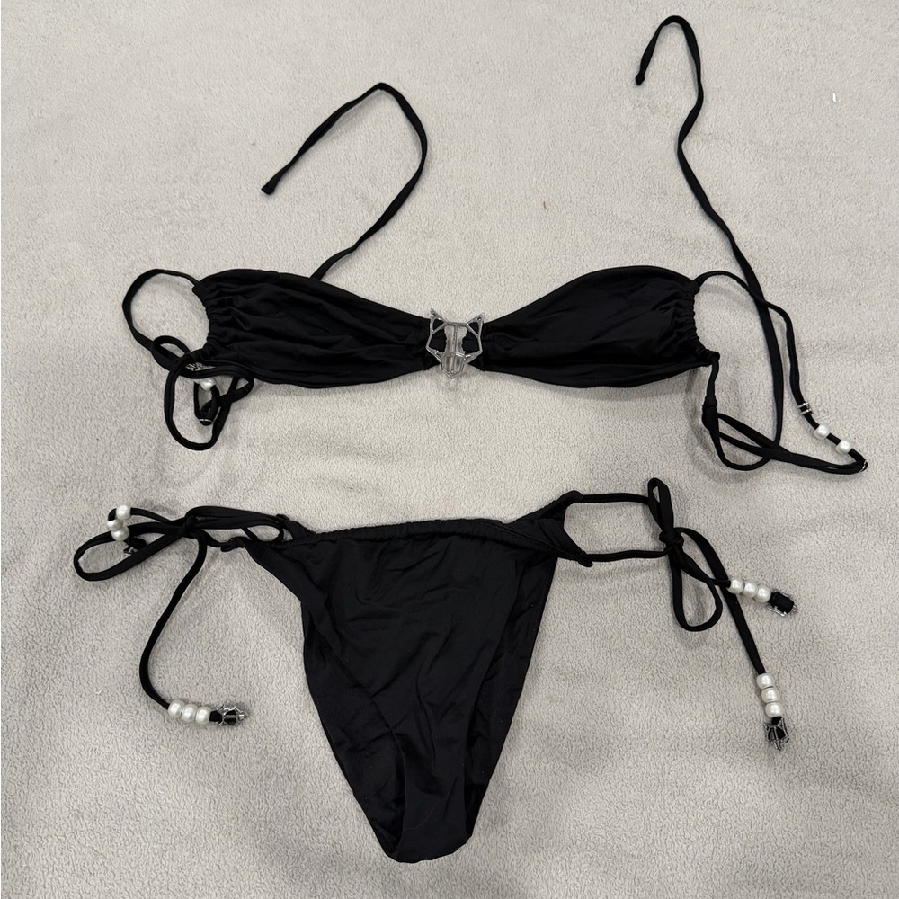 Naked Wolfe bikini